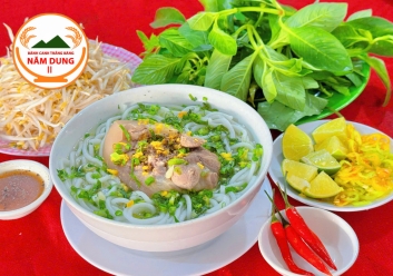Bánh Canh Giò Nạc 