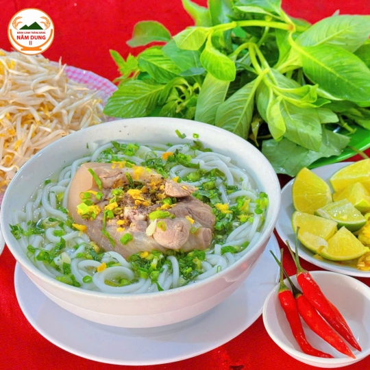 Hủ Tiếu Giò Gân 