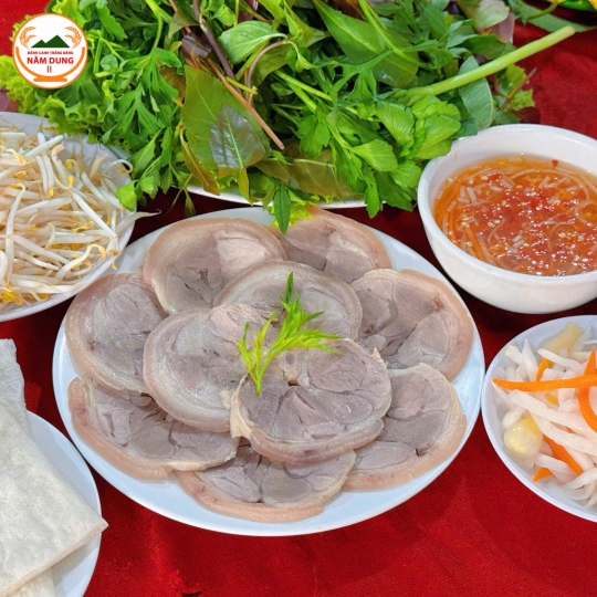 Bánh Tráng Phơi Sương Cuốn Thịt Luộc - Thịt Bắp 